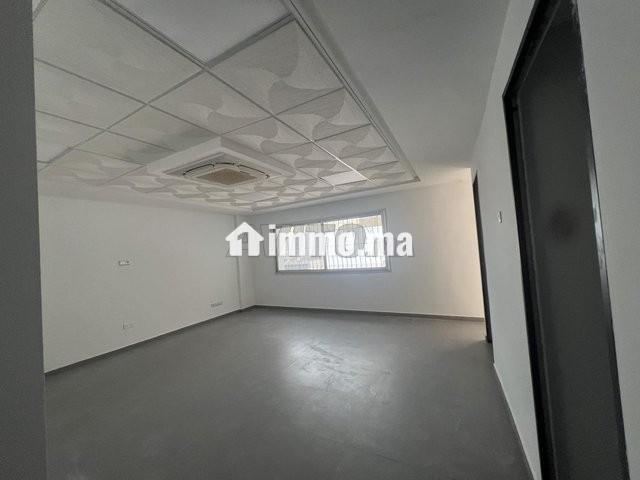 Bureau duplex avec cour au Rez-De-Chaussée - Location Immobilier - Tanger - photo 2