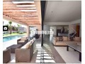 villa-jardin-piscine-privee-exceptionnel-small-7