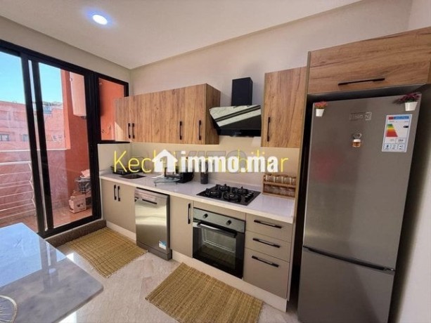 joli-appartement-2-chambres-meuble-moderne-big-5