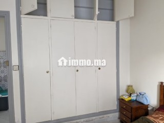 Superbe appartement à vendre à Corniche. 2 pièces. Bien meublé - Appartement à vendre