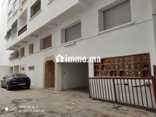Superbe appartement à vendre à Corniche. 2 pièces. Bien meublé - Appartement à vendre