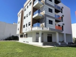 محل تجاري 80 م2 محفظ بمرتيل - Local commercial à vendre - Martil