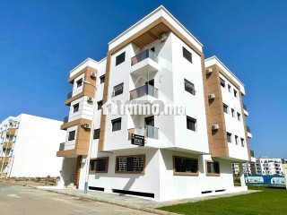 محل تجاري 80 م2 محفظ بمرتيل - Local commercial à vendre - Martil