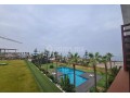 appartement-2-chambres-vue-sur-mer-en-residence-small-2