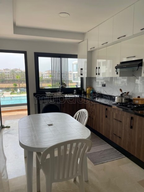 Superbe appartement à louer à Administratif. 3 grandes pièces. Meublé - Location Immobilier - Autre - photo 4