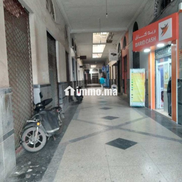Magasin 32 m sur BD abdelmoumen dans galerie - Location Immobilier - Casablanca - photo 1