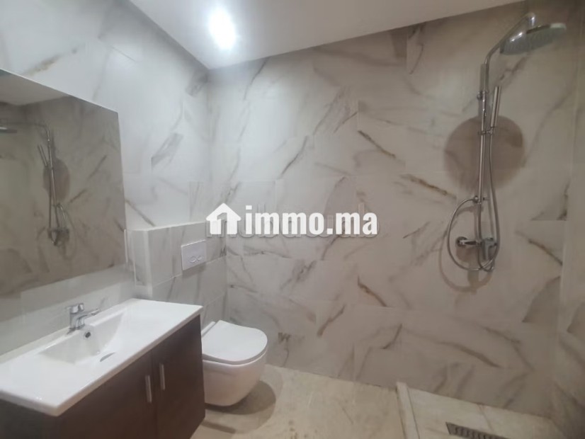 À louer – Appartement vide 2 chambres Centre gueliz - Location Immobilier - Marrakech - photo 4