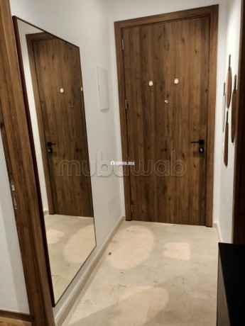 location-studio-tres-moderne-a-palmier-big-5