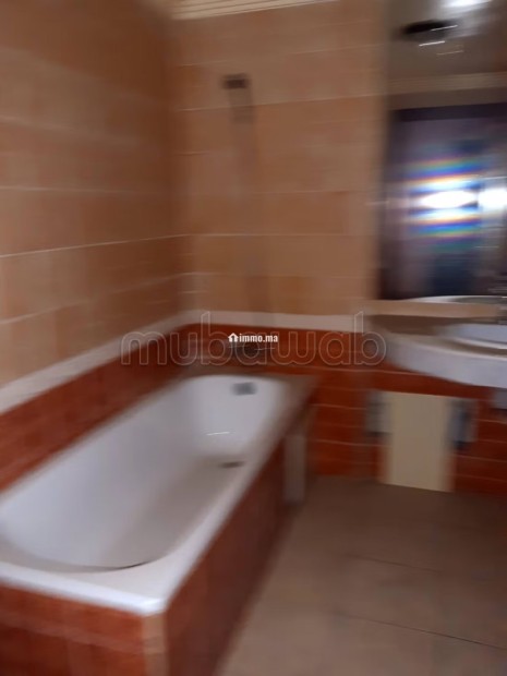 Bel appartement à vendre à Guéliz. Superficie 78 m². Avec ascenseur - Vente Immobilier - Marrakech - photo 6