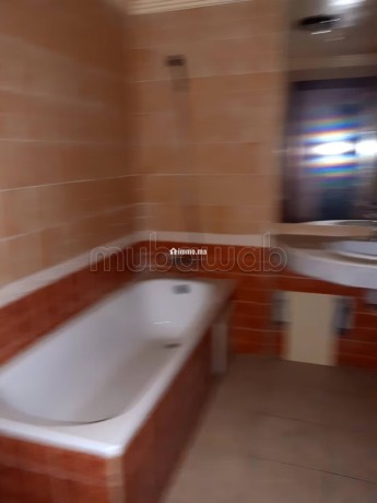 bel-appartement-a-vendre-a-gueliz-superficie-78-m2-avec-ascenseur-big-5