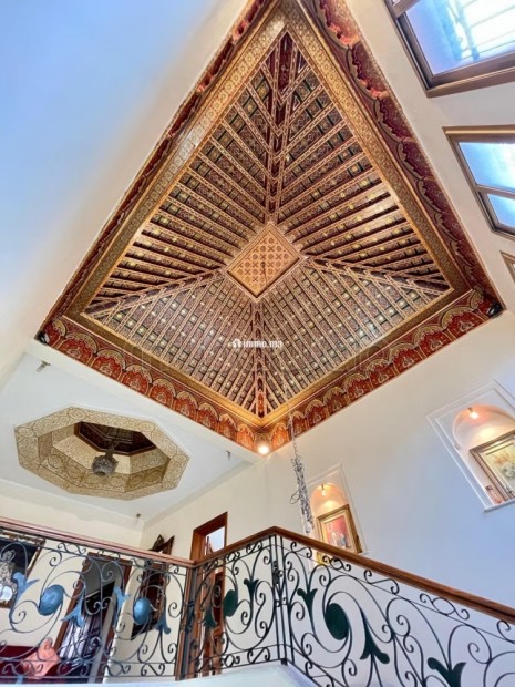 Somptueuse maison à vendre à targa.
Surface totale 1018 m² - Vente Immobilier - Marrakech - photo 2