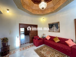 Somptueuse maison à vendre à targa.
Surface totale 1018 m² - Maison à vendre - Marrakech