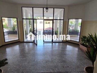 Spacieux appartement de 359 m² au cœur de Hay Riad - Appartement à vendre - Rabat