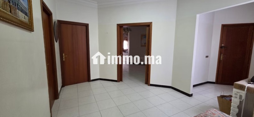 spacieux-appartement-de-359-m2-au-coeur-de-hay-riad-big-9