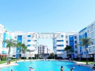 appartement-avec-piscine-propre