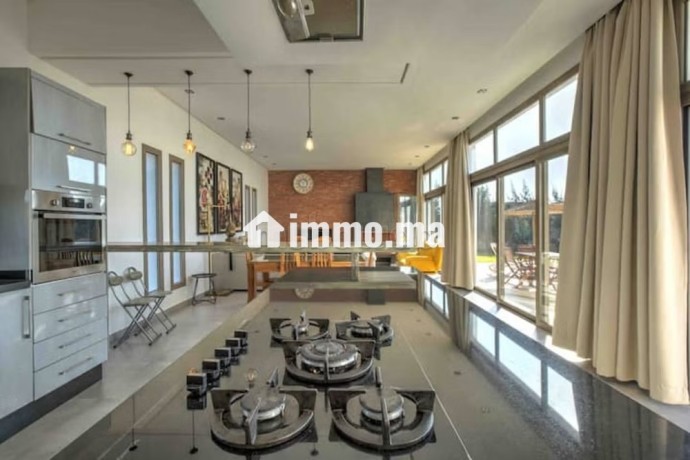 location-villa-de-haut-standing-en-centre-ville-3-chambres-agreables-nombre-minimum-de-nuitees-2-big-9