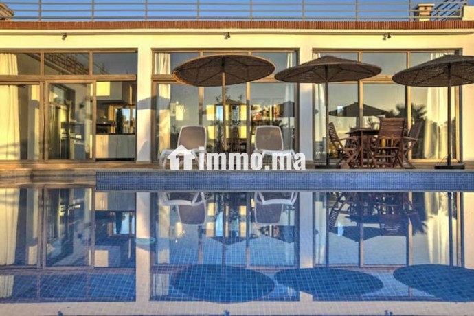 location-villa-de-haut-standing-en-centre-ville-3-chambres-agreables-nombre-minimum-de-nuitees-2-big-11