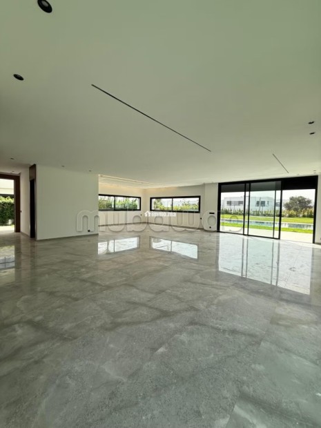 Superbe villa à louer à Souissi. 5 chambres. Salon traditionnel et système d'antenne parabolique - Location Immobilier - Rabat - photo 6