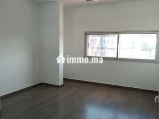 Bureau 120m bien situé sur bd abdelmoumen - Bureau à louer - Casablanca