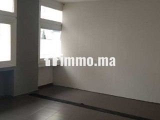 Bureau 160 m bien situé sur bd abdelmoumen tramway - Bureau à louer - Casablanca
