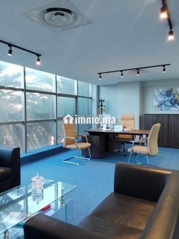 Plateau Bureau de 97 m² Bien Équipé au Parc - Location Immobilier - Mohammedia - photo 1