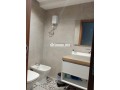 plateau-bureau-de-97-m2-bien-equipe-au-parc-small-7