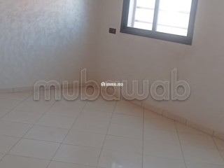 Vend appartement à Béni Mellal. 3 chambres agréables. Salon marocain traditionnel - Appartement à vendre - Autre