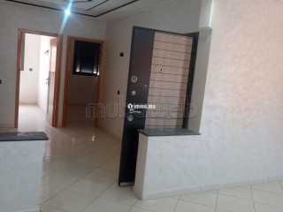 Vend appartement à Béni Mellal. 3 chambres agréables. Salon marocain traditionnel - Appartement à vendre - Autre