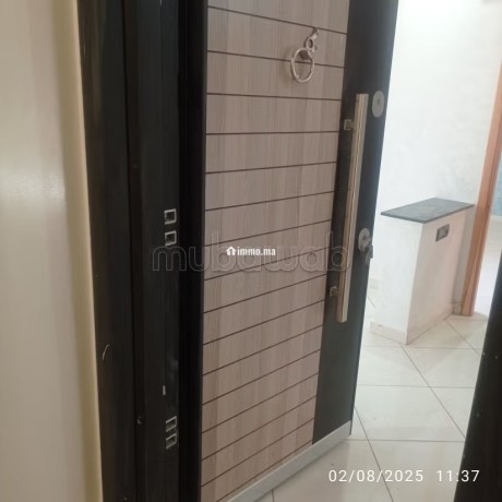 vend-appartement-a-beni-mellal-3-chambres-agreables-salon-marocain-traditionnel-big-5
