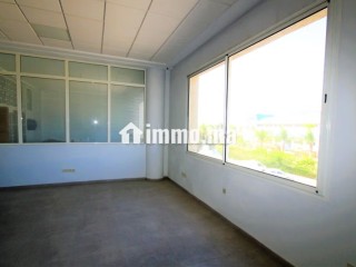 Sapino loue unite industrielle stockage 4000 m² - Bureau à louer - Autre