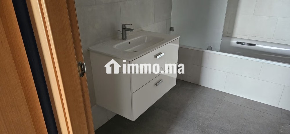 Appartement 2 chambres de 97 m², parking & piscine - Vente Immobilier - Agadir - photo 3