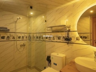 Appartements à louer à Azrou. 2 pièces. Fenêtres avec double vitrage et porte blindée - Appartement à vendre - Azrou