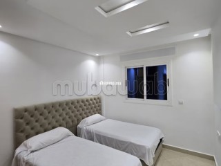 Location saisonnière à Azrou. 2 pièces confortables. Porte blindée et parabole - Appartement à vendre - Azrou