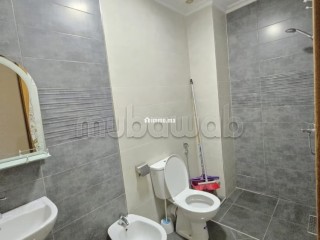 Location saisonnière à Azrou. 2 pièces confortables. Porte blindée et parabole - Appartement à vendre - Azrou