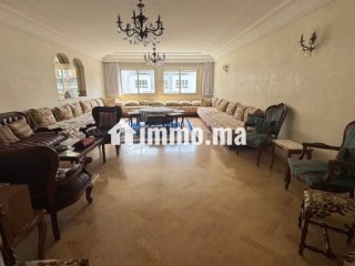 appartement-a-vendre-sur-bd-bir-anzarane-cote-hotel-addagio-surface-totale-177-m2-ascenseur-et-terrasse