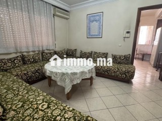 Appartement à vendre sur Bd Bir Anzarane côté hôtel Addagio. Surface totale 177 m². Ascenseur et terrasse - Appartement à vendre - Casablanca