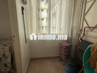 Appartement à vendre sur Bd Bir Anzarane côté hôtel Addagio. Surface totale 177 m². Ascenseur et terrasse - Appartement à vendre - Casablanca