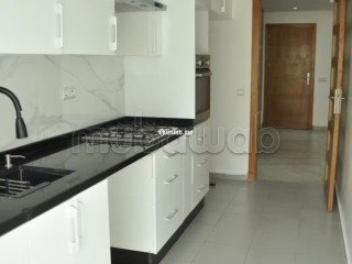 Très bel Apt. À 5 min de Harhoura - Appartement à vendre - Temara