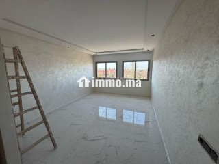 للبيع عمارة سكنية وتجارية حي الرحمة، الدار البيضاء - Villa à vendre - Casablanca