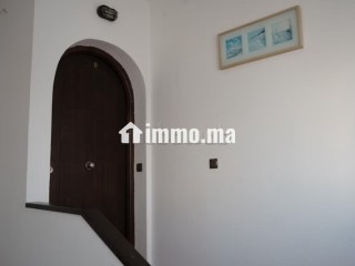 Appartement en vente à Oued Laou. Surface de 240 m². Meublé - Maison à vendre