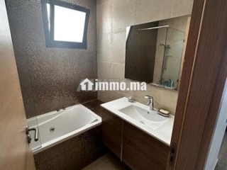 LOCATION D’UN APPARTEMENT MEUBLE COSY DE 99m² - Appartement à louer - Sale