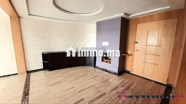 VAL FLEURI BEL APPARTEMENT MODERNE À LOUER - Location Immobilier - Casablanca - photo 2