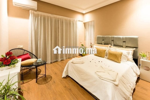villa-4ch-meuble-piscine-individuelle-big-0