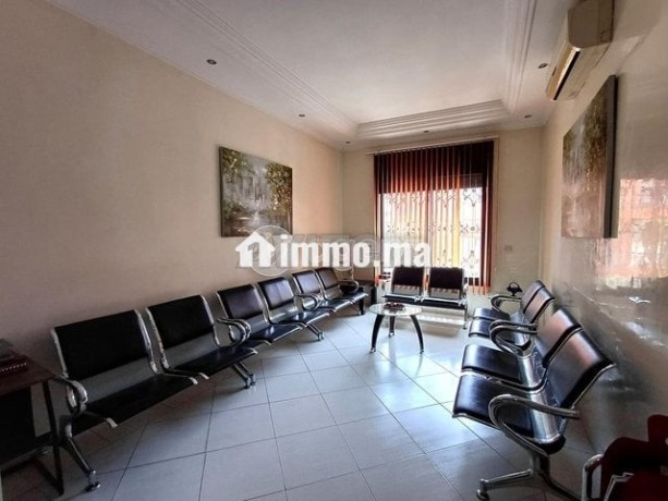 rak-gu-1226-appartement-a-louer-a-gueliz-big-2