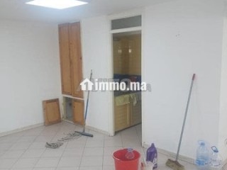 Magasin au Centre Ville Tanger (Fond de Commerce) - Local commercial à vendre - Tanger