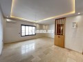 studio-vide-a-louer-a-q-des-hopitaux-small-0