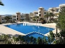 appartement-de-luxe-piscine-et-vue-wmer