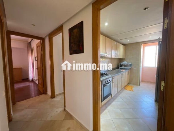 appartement-meuble-2-chambres-residence-avec-piscine-big-9