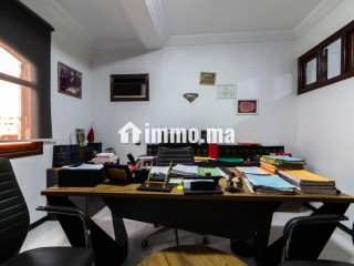 À vendre : Bureau/Appartement de standing à Guéliz - Appartement à vendre