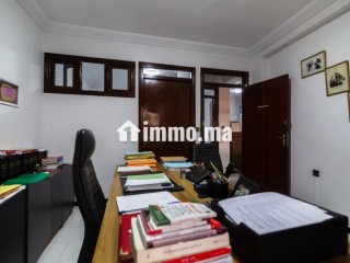 À vendre : Bureau/Appartement de standing à Guéliz - Appartement à vendre